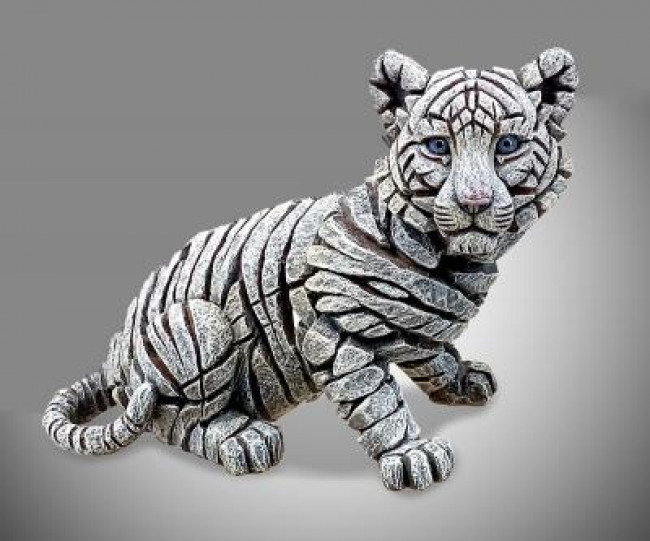 Edge Sculpture: Tiger Cub